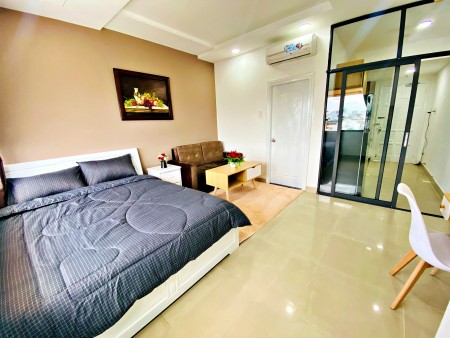 Căn hộ 1PN cửa sổ rộng thoáng gần nhà văn hóa phụ nữ, CGV Lý Chính Thắng Quận 3, 35m2