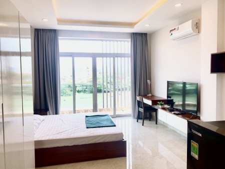 Trống sẵn phòng bancon lớn view sống sát Cư Xá Ngân Hàng Trần Xuân Soạn quận 7, 35m2