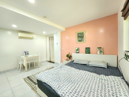 Căn hộ cao cấp Full NT trong KDC ven sông q7 có cửa sổ thoáng mát, vách ngăn nhà bếp không bị ám, 40m2