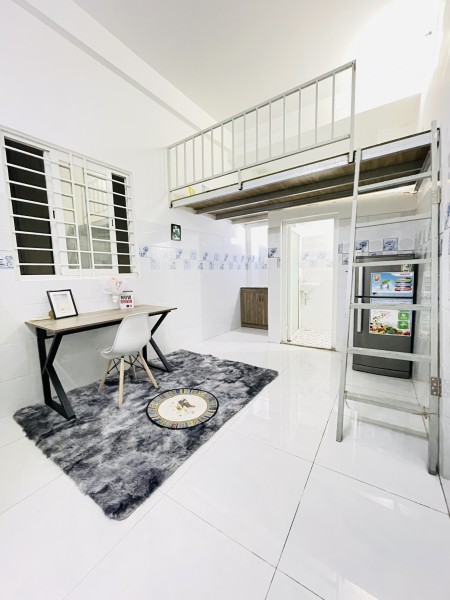 PHÒNG TRỌ GIÁ RẺ, GÁC CAO THOÁNG GẦN ĐH VĂN HIẾN, TÂN PHÚ, 30m2