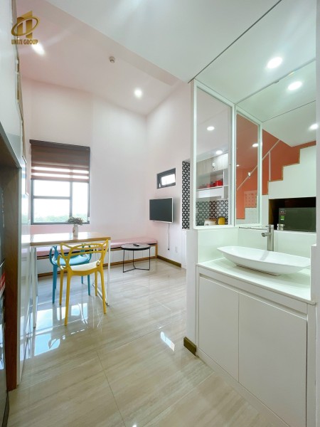 Cho thuê duplex cao cấp hồ bơi bãi xe oto Nguyễn Thị Thập quận 7, 35m2