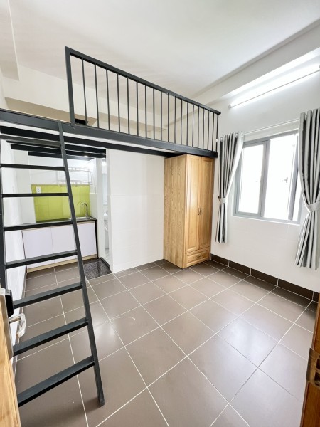 Cho thuê phòng trọ giá rẻ gần cầu vượt Hoàng Hoa Thám Tân Bình, 22m2