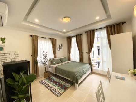 Căn hộ bacon cửa sổ lớn full nội thất mới xây Cống Quỳnh Q1, 30m2