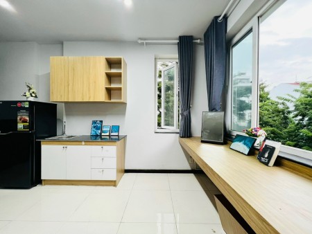 STUDIO FULL NỘI THẤT CÓ CỬA SỔ RỘNG NGAY KHU PHÚ MỸ HƯNG Q7 SÁT VIVO RMIT, 25m2