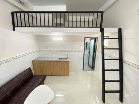 Phòng trọ có gác máy lạnh giá rẻ cách sân bay 1p., 25m2