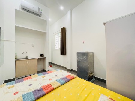 Studio ban công siêu rộng gần chợ Nguyễn Văn Trỗi, vòng xoay Cống Quỳnh Quận 3, 35m2