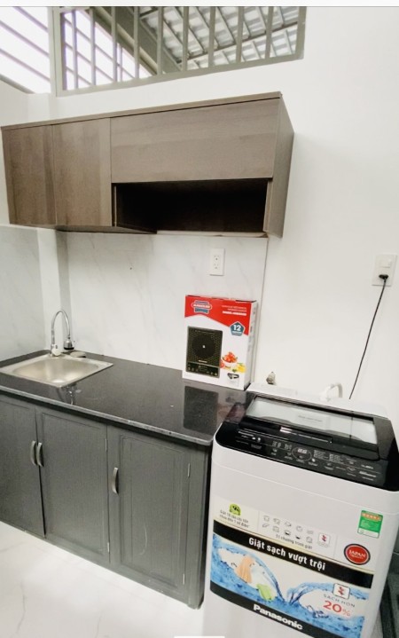 STUDIO FULL NỘI THẤT GẦN KHU PHƯỚC THẬP LAKASA QUẬN 7, 30m2