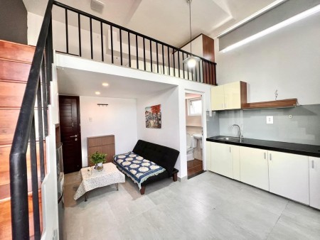 Duplex tách bếp máy giặt riêng nằm ngay trung tâm Quận 7, 30m2