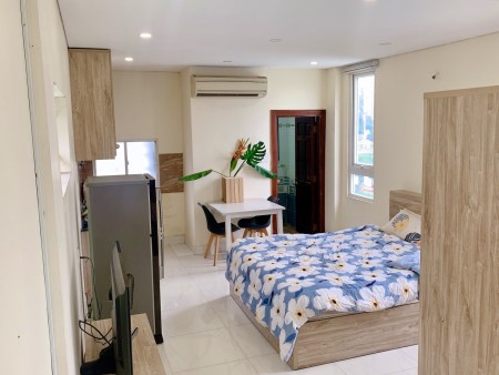 Cho thuê căn hộ Đoàn Như Hài quận 4, cầu Khánh Hội, đh Luật, Nguyễn Tất Thành, 40m2