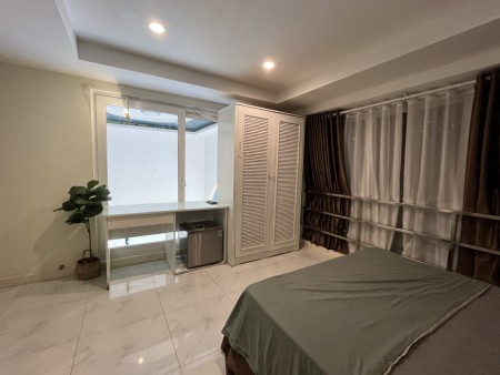 Căn hộ Mini cửa sổ lớn Full nội thất gần cầu Phú Mỹ Quận 7, 35m2