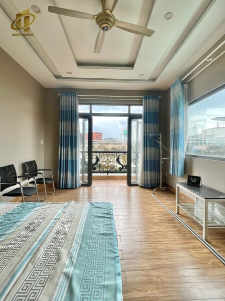 Studio ban công Full nội thất tại Nguyễn Thị Thập Quận 7, 30m2
