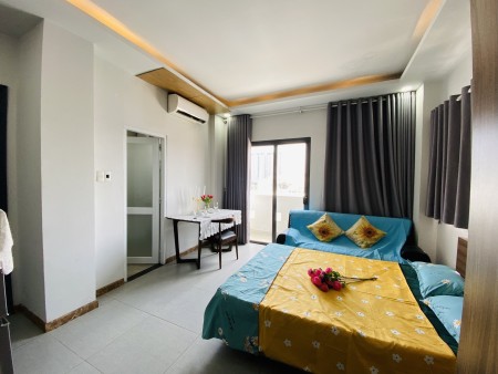 Căn hộ Studio có cửa sổ, bancon, full nội thất ở Lý Phục Man, Quận 7, 40m2