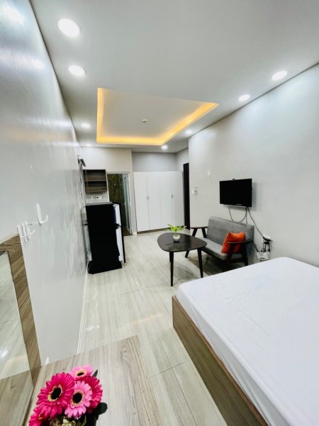 Cho thuê căn hộ Studio full nội thất, có cửa sổ lớn, Tân Thuận Tây, Q7, 35m2