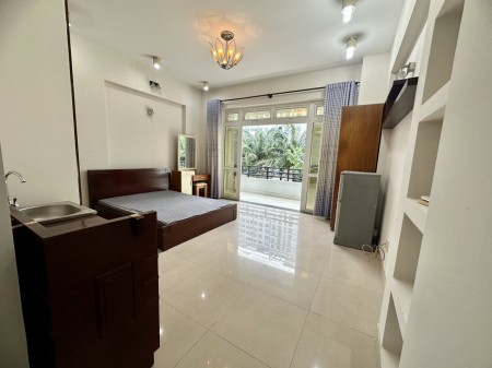 Căn hộ ban công rộng thoáng gần Trung Sơn, Him Lam, cầu Nguyễn Văn Cừ, 35m2