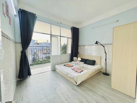 CĂN HỘ 1PN BAN CÔNG THOÁNG, BẾP RIÊNG, KẾ ĐH VĂN HIẾN, TÂN PHÚ, 55m2