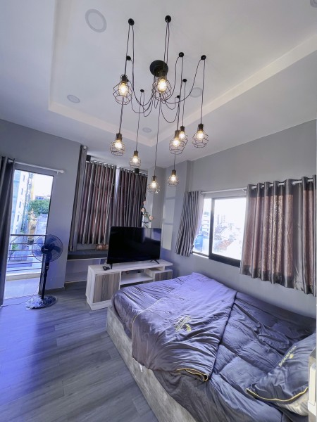 Cho thuê căn hộ ngay Cv Lê Văn Tám_chợ Tân Định_bến Bạch Đằng_Quận 3, 35m2
