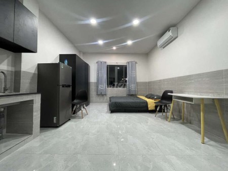 CHO THUÊ CĂN HỘ DỊCH VỤ FULL NỘI THẤT NGAY QUẬN 7, 28m2