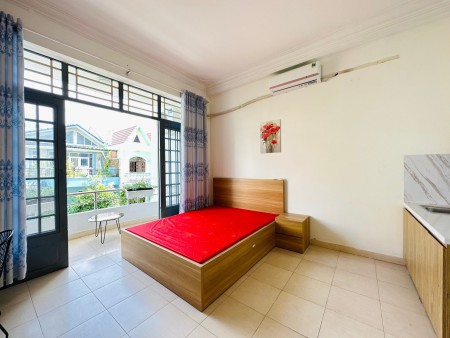 CĂN HỘ Ban Công Giá Rẻ Quận 7_Full nội thất_Gần Go,Crescent mall_LOTTE, 30m2