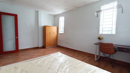 Quận 7 Căn hộ 1PN/Studio Full NT giá HSSV Ngay cầu Tân Thuận, gần UFM, 30m2