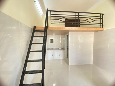Phòng cho thuê có gác ntcb gần đường quang trung, sân bay, cv gia định, 29m2