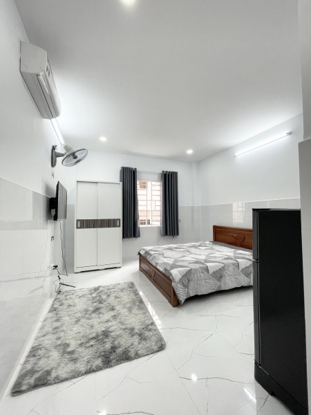 Studio Tone Xám Trắng Siêu Xịn Tại Tân Quy-Ngay Lotte Q7, 30m2