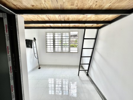 CHO THUÊ PHÒNG TRỌ CÓ GÁC CAO NGAY SÂN BAY TÂN SƠN NHẤT, 30m2