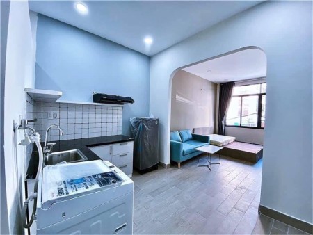 Studio cửa sổ lớn - CMT8 quận 3, đối diện CV Lê Thị Riêng, vòng xoay Dân Chủ, 45m2