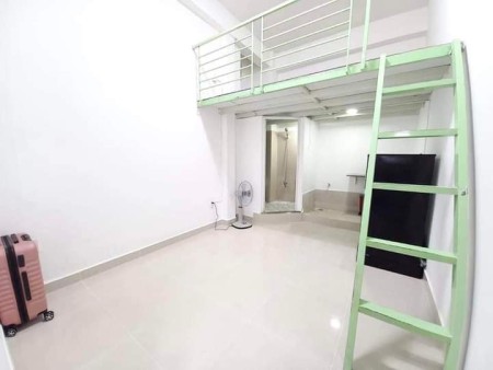 Cho thuê phòng trọ giá rẻ ở Đồng Đen, Tân Bình, 25m2