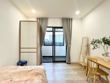 Căn STUDIO BAN CÔNG TÁCH BẾP FULL NT GẦN ĐH UFM, Kcx TÂN THUẬN Q7, 30m2
