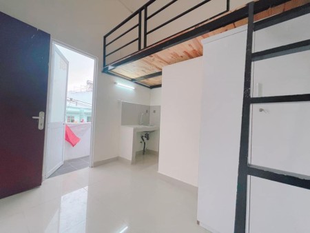 Cho thuê phòng có gác giá rẻ gần ĐH CÔNG THƯƠNG Tân Phú, 25m2