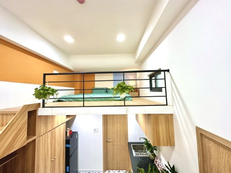 Căn hộ Duplex có nội thất cơ bản ở Trần Xuân Soạn, Quận 7, 30m2