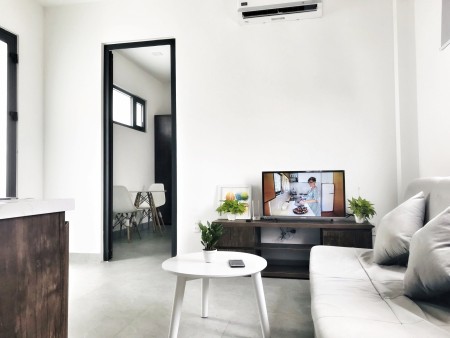 Căn hộ 1PN full nội thất, máy giặt riêng tại trung tâm QUẬN 7, 40m2