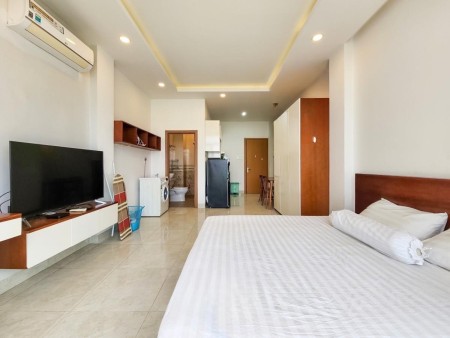 Studio bancon siêu rộng gần TDTU, NTTU, Lotte, RMIT,…, 25m2