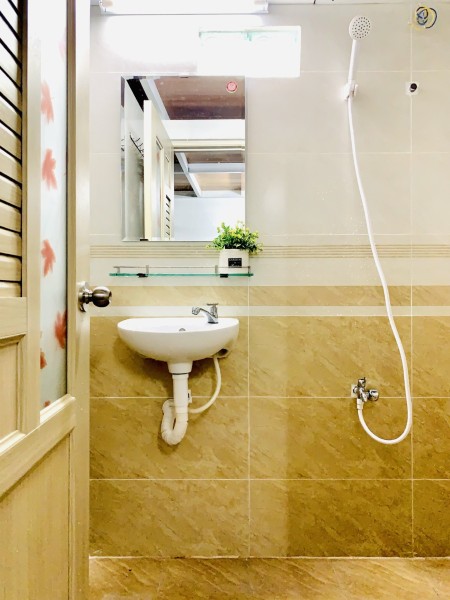 Trống Sẵn Căn Hộ Có Gác Full NT Rộng Như Hình Gần KCX Ở Được 2-3 Người, 30m2