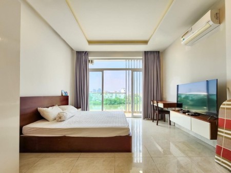 Studio thiết kế đẹp - có ban công - Trần Xuân SOạn, Quận 7, 40m2