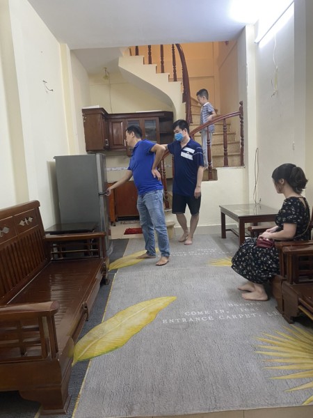 Cho thuê nhà 4 tầng tại Ngõ 639 Hoàng Hoa Thám, Vĩnh Phúc, Ba Đình. Chỉ 7tr, 34m2