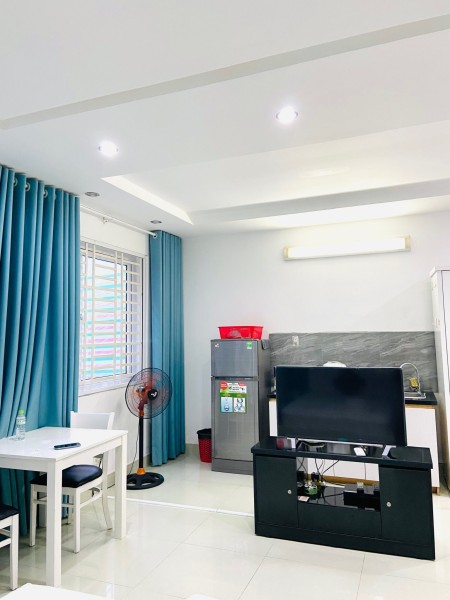 Căn hộ full nội thất 2giường view đẹp thoáng quận 7, 45m2