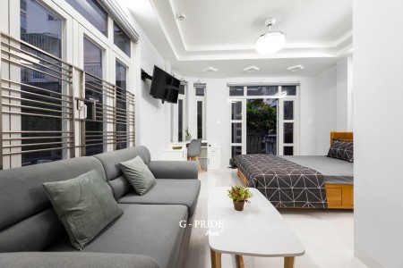 Studio 1PN bancon lớn có cửa sổ full nội thất 204 Lý Tự Trọng Quận 1, 45m2