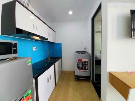 Căn hộ cửa sổ thoáng full nội thất + CÓ MÁY GIẶT RIÊNG quận 7 gần cầu Him Lam, lotte mart, 35m2