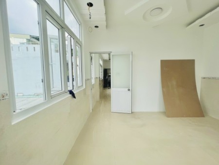 Trống CĂN HỘ Studio Balcon 2PN Full Nội Thất - Ngay Đh HUIT - NGUYỄN HỮU TIẾN, TÂN PHÚ, 70m2