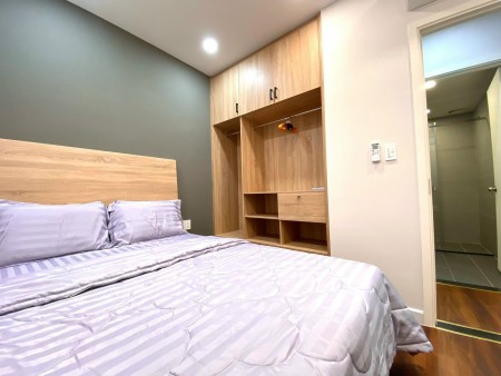 Cho thuê căn hộ ban công cao cấp Trần Hưng Đạo Quận 1, 45m2