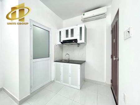 Cho thuê căn hộ full nội thất ngay công viên Tao Đàn, 35m2
