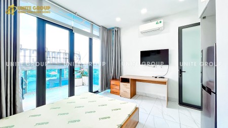 Cho thuê phòng có nội thất, cửa sổ lớn, ban công lớn, 45m2