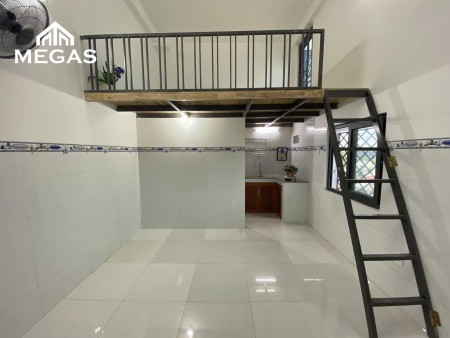 DUPLEX RỘNG 25m2, GÁC CAO 2m GẦN CẦU VƯỢT HOÀNG HOA THÁM, K300, 25m2