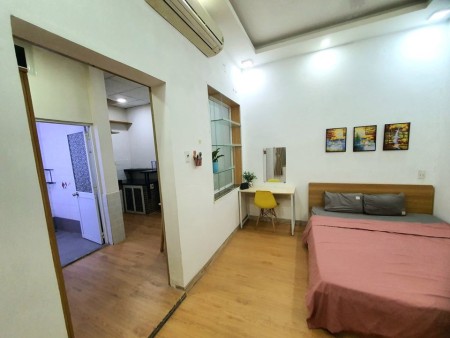 Căn Hộ 1Pn Tách Bếp Full Nội Thất Ở Hoàng Hoa Thám P13 Tân Bình, 30m2