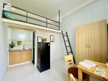 Phòng trọ có gác máy lạnh giá rẻ cách sân bay 1p., 25m2