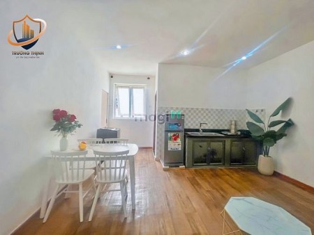 Căn hộ có View Cafe lầu 7 bao chiu giá chỉ 7tr1PN ở Trung Tâm Tân Bình, 40m2