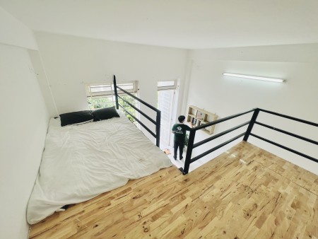 Trống phòng Duplex Mới Xây Có Máy Lạnh Bancol riêng gần Cv Làng Hoa, 30m2