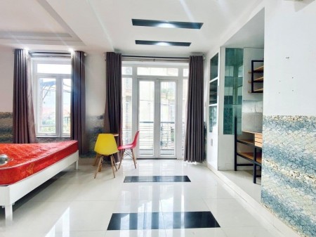 Căn hộ Studio ban công ngay cầu chữ Y nằm ở Dạ Nam Q8, 35m2