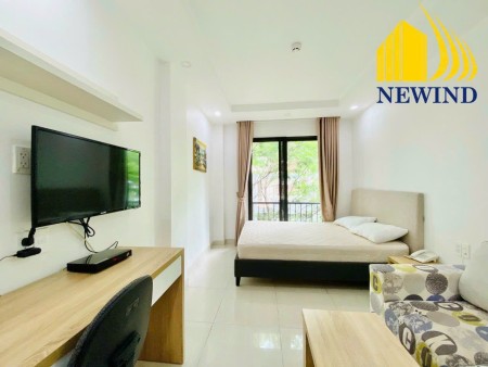 Studio bancon full NT Phú Mỹ Hưng gần ĐH RMIT, SC VIVO, Crescent Mall Q7, 35m2